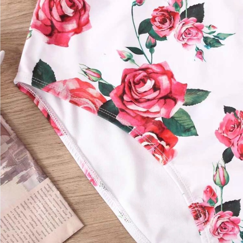 Floral Ruffle Bikini Set - Picture 3 of 6